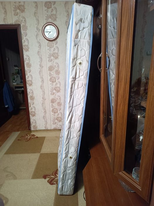 Матрас для кровати