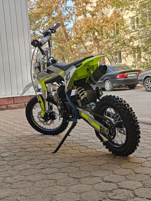 Мотоцикл кроссовый