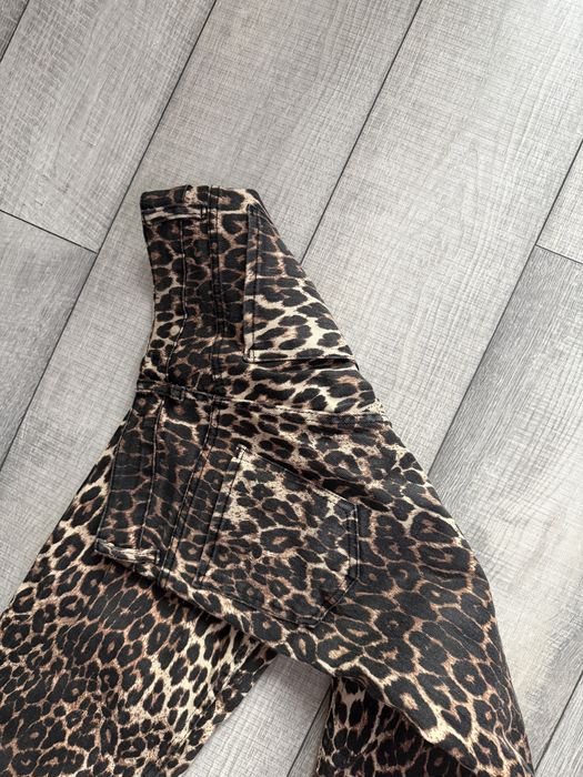 blugi Leopard