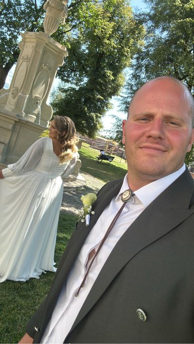 Rochie de mireasa in stare excelenta! Marime de la 42-44