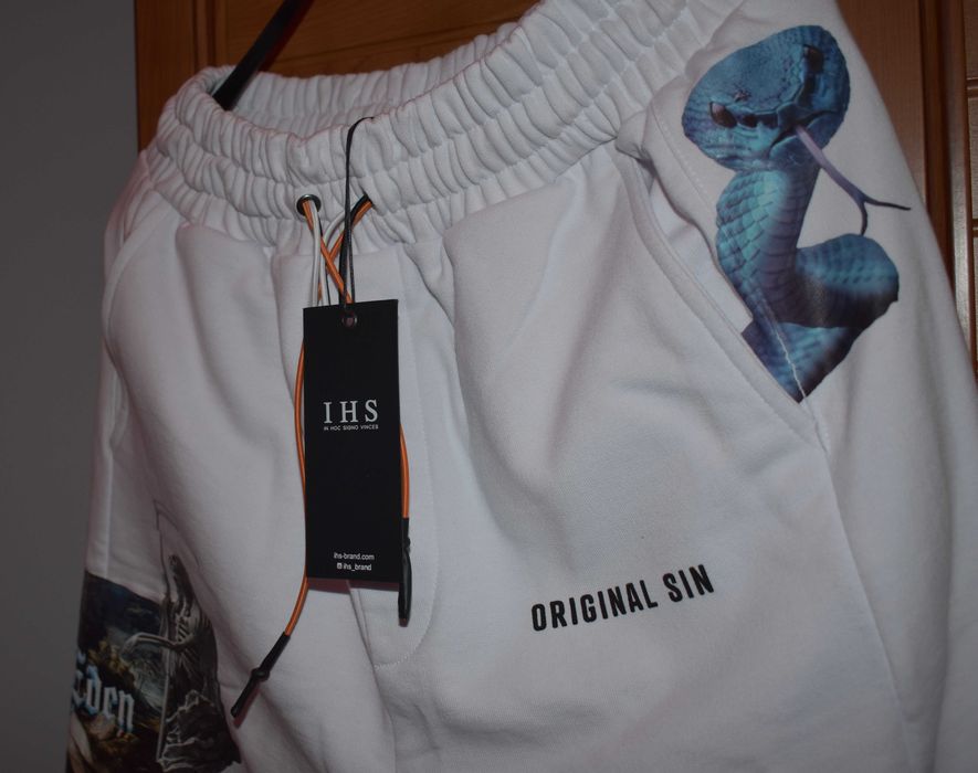 къси панталони IHS