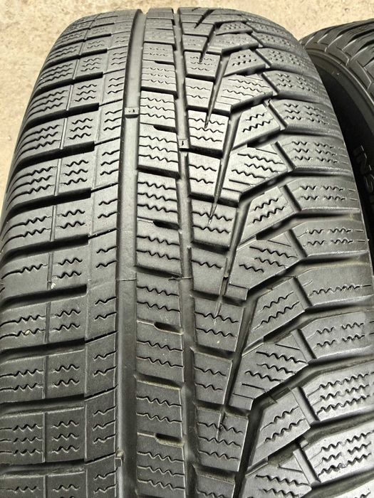 2x Anvelope iarna 205/60 r16 runflat - Hankook Winter I Cept Evo 2 HRS