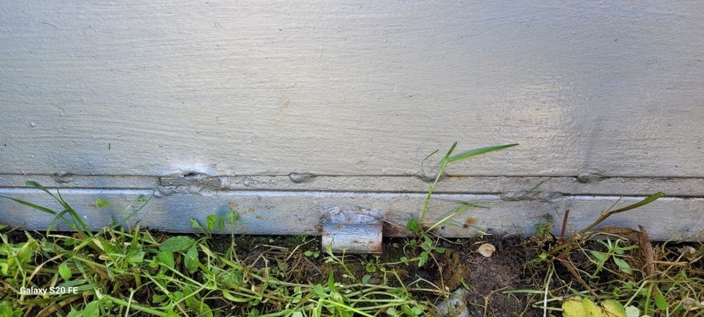 Продам метална врата и комарници