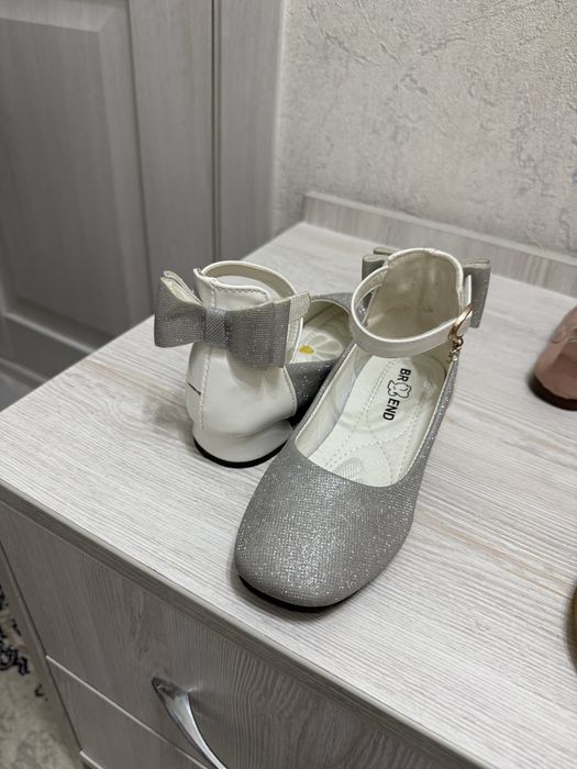 Женский обув 38/39 размери