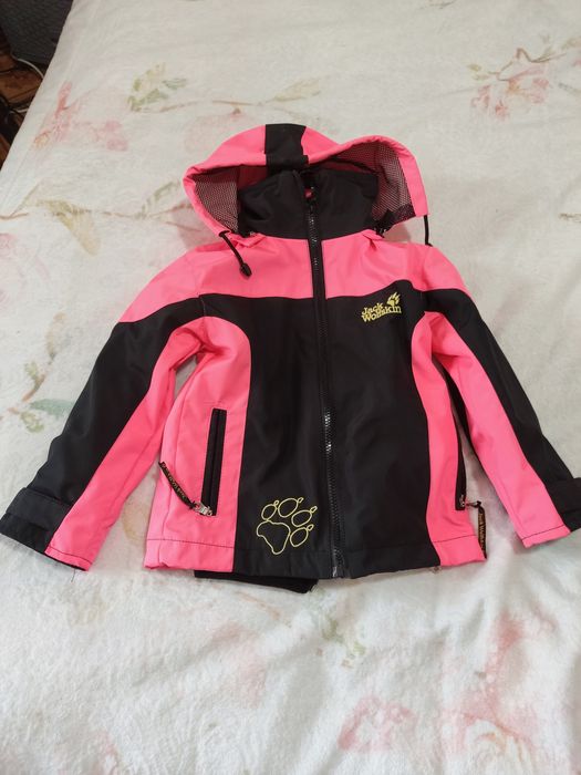 курточка на девочку