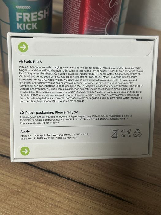 AirPods Pro 3.