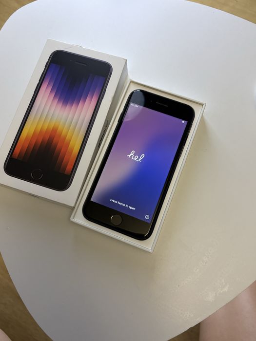 iPhone SE 2022 -Запазен !!