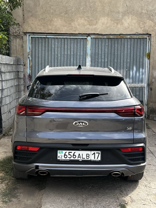 Авто в Аренду JAC JS6