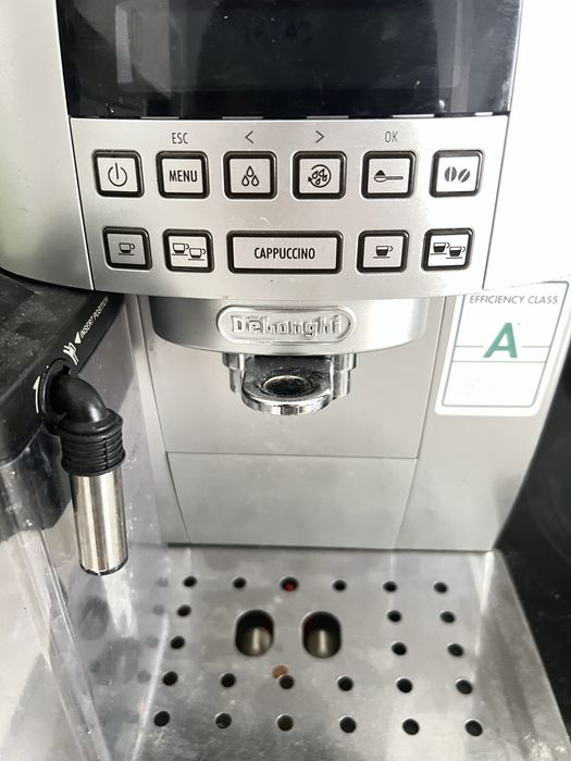 Кофе машина Delonghi