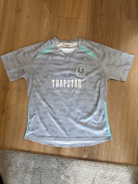 Trapstar тениска
