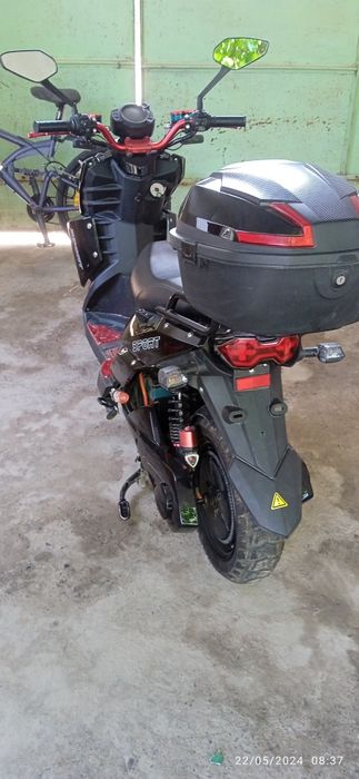 Redlayn skuter sport