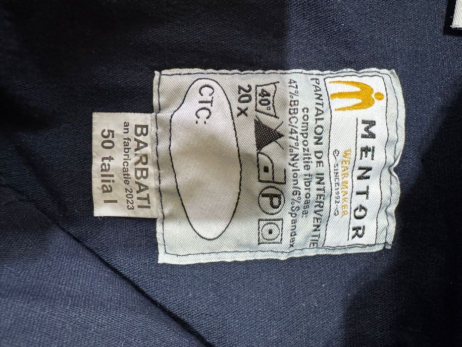 Vând Uniforma Politie