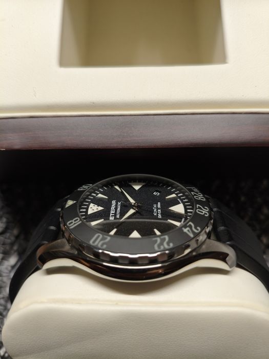 Eterna Kontiki diver 44 mm.