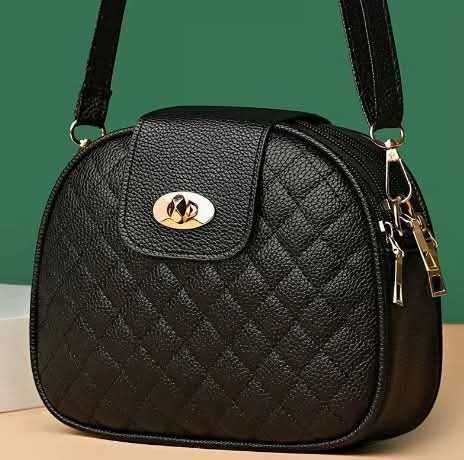 Стилна дамска чанта