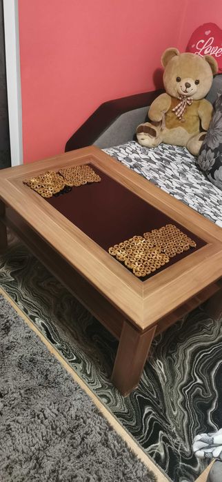 Холна маса размери 1.на 110дължина на 1,70 широка