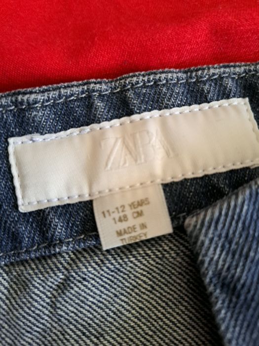 Fustita zara fetite