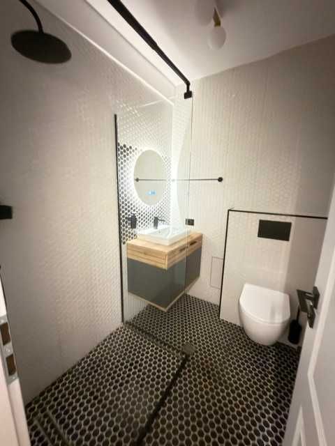 Apartament 3 camere - Piata Romana - Dorobanti - Caderea Bastiliei - Creditabil - renovat - mobilat - utilat - proprietar