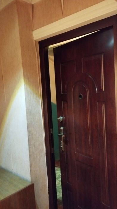 Октяабирь 1х Прадаётся базар