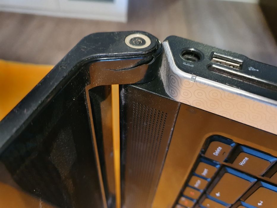 Лаптоп Dell в добро състояние