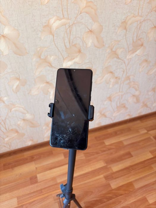 Телефон Samsung Galaxy A02