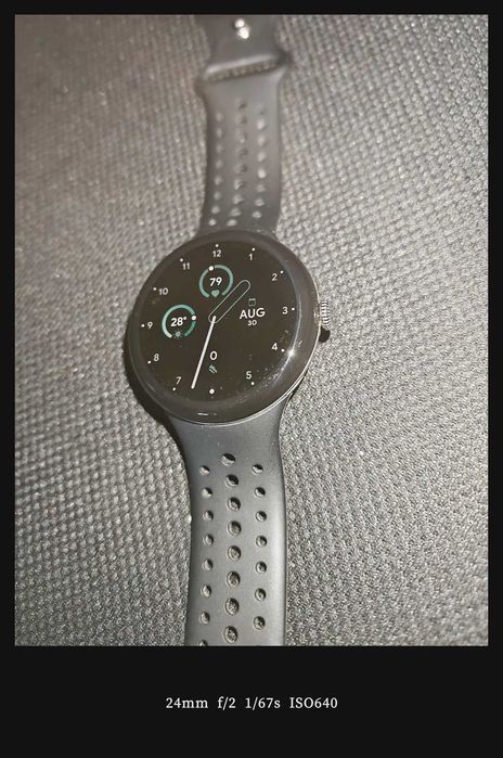 Google Pixel Watch 3  45mm Silver Porcelain