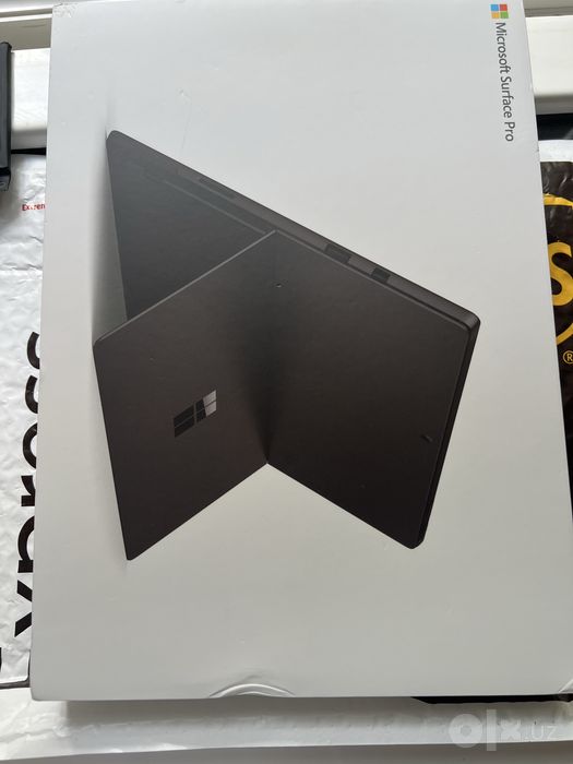 Surface Pro 6 i5 8gb 256 ssd новый open box