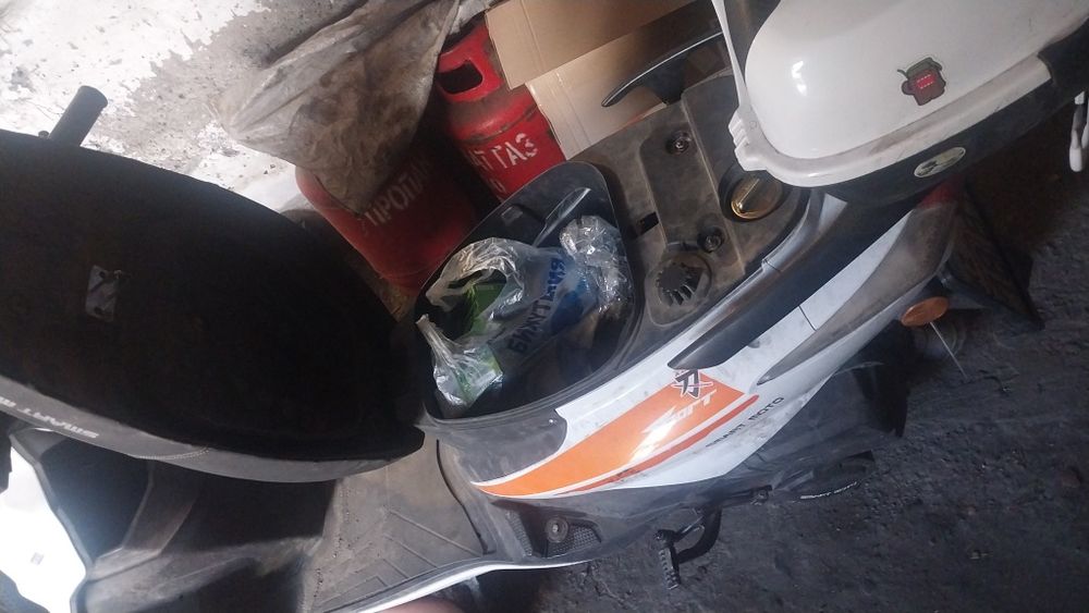 Продам скутер м11