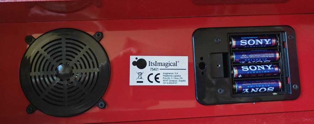 Детско дървено пиано