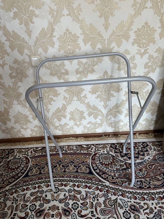 Продам подставка для ванночки