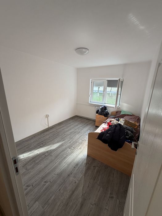 Apartament 3 camere decomandat, ca.70 mp, Renovat complet Oradea