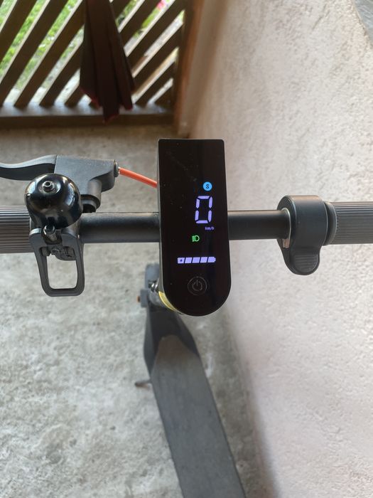 Trotineta xiaomi scooter 4 lite