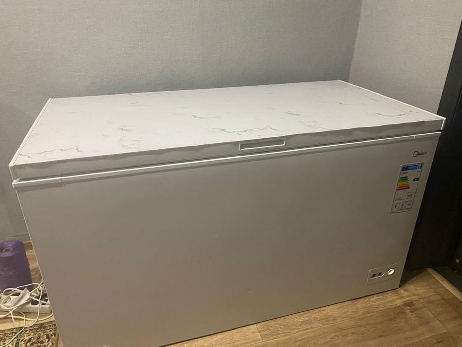 Продам морозильную камеру