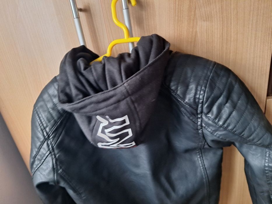 Geaca baieti C&A primavara toamna mar.134 ,imitație piele