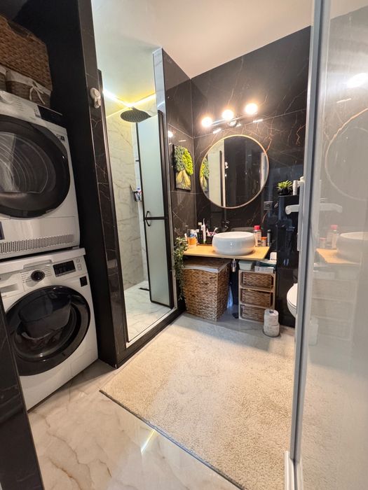 Apartament cu 2 camere decomandate