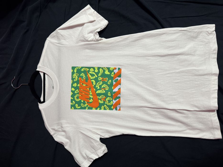 Nike тениска нова