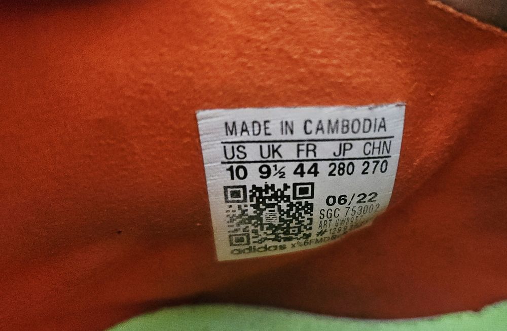 Ghete de fotbal cu crampoane Adidas Predator 44