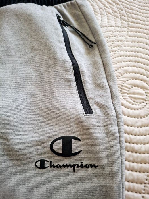 Спортен екип суичър и анцунг Champion 158