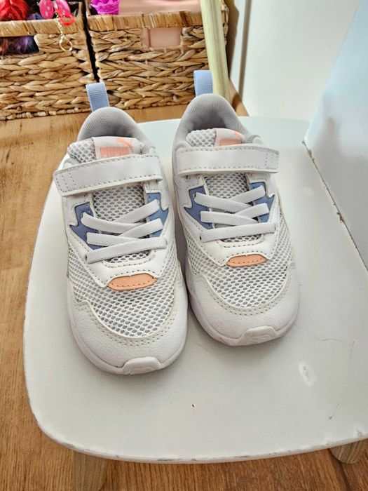 Маркови обувки за момичета