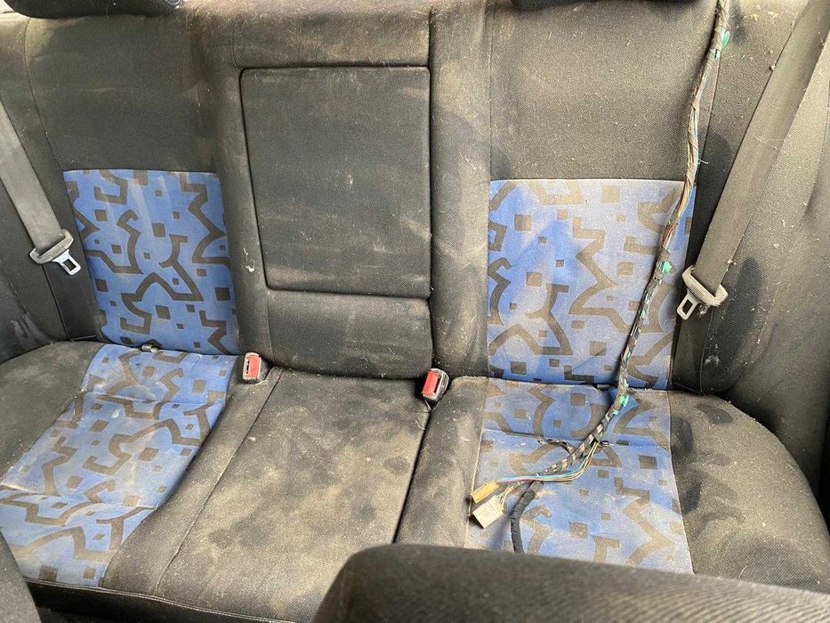 dezmembrez vw Golf 4 break 1.9tdi ALH/ haion golf 4/usa fata golf 4/