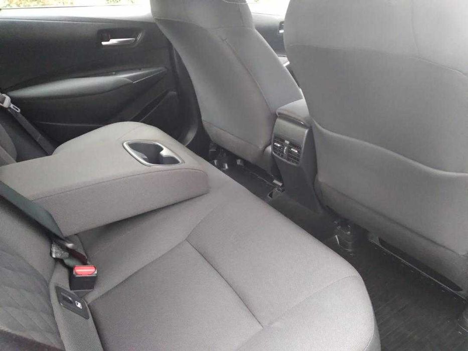 COROLLA SEDAN 1,8 Hybrid Dynamic 2019