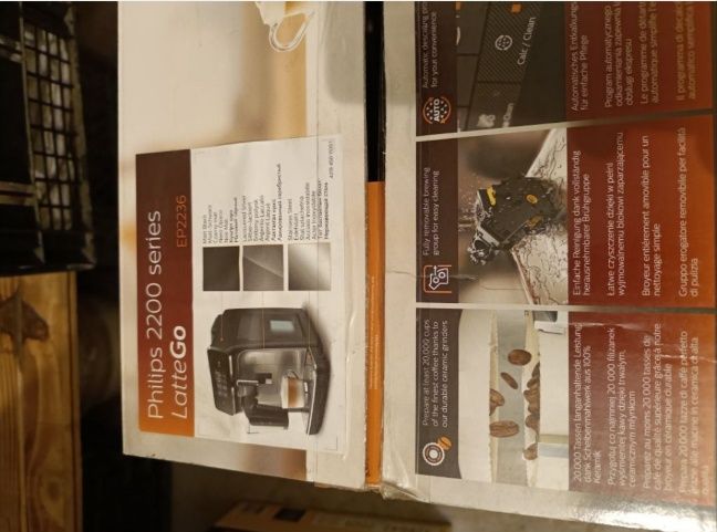 Espressor automat Philips seria 2200 latte go EP 2236/40