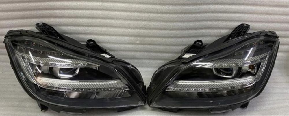 Мерцедес CLS W218 фарове оборудвани