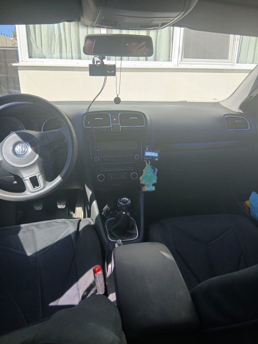VOLKSWAGEN Golf 2010 — imagine 4