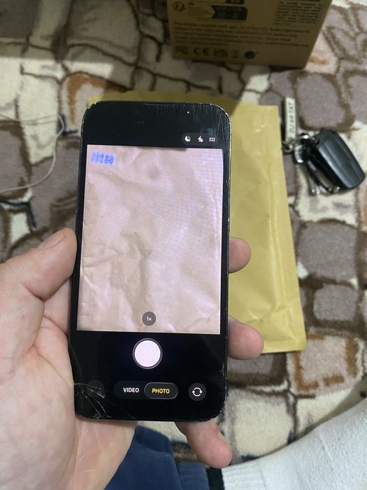 Iphone 13 pro ! Cititi descrierea