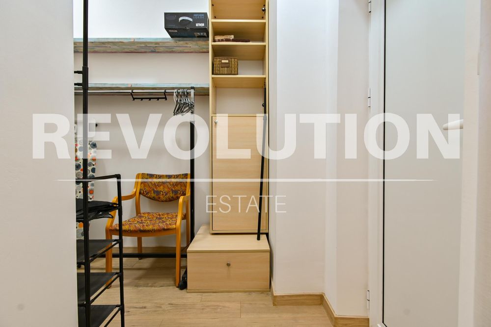 Дава се под наем Двустаен апартамент в София, Център - 60 кв.м за 800 € - Снимка #14