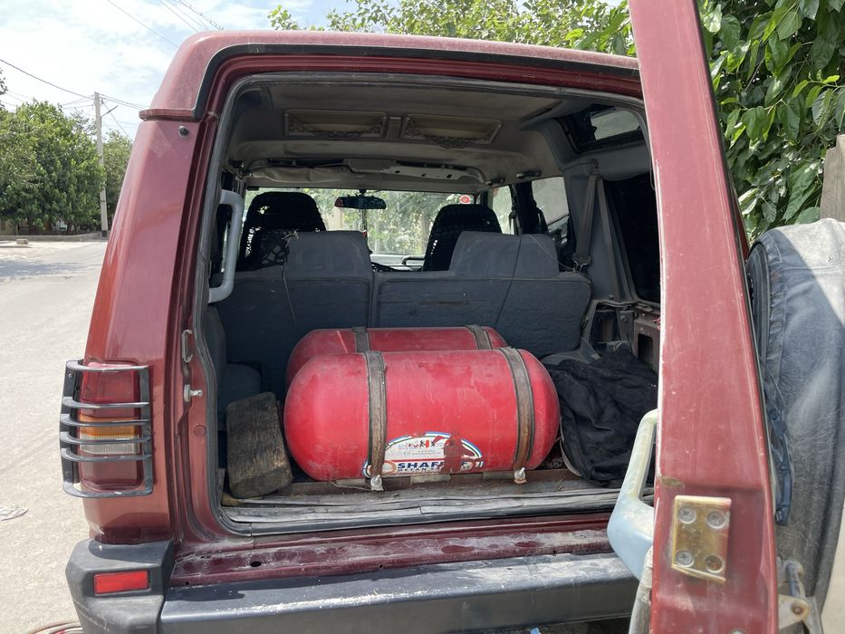 Land Rover discover.      1993.