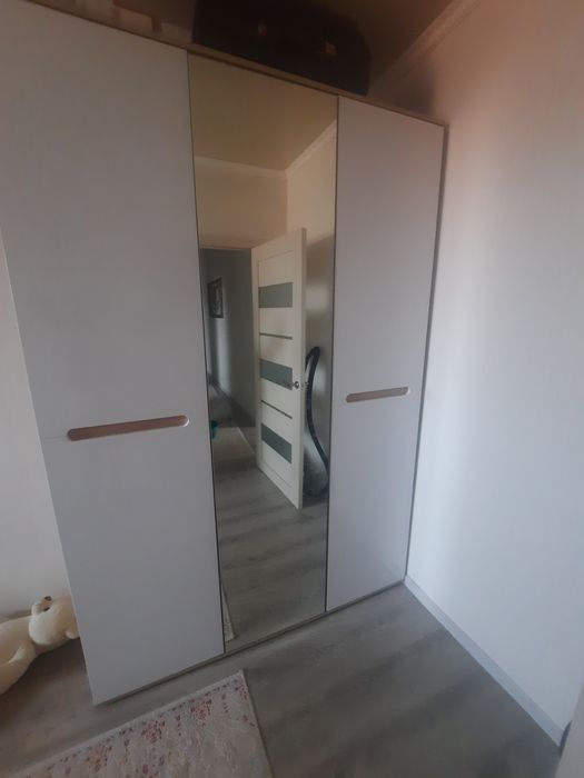 Продам шкаф 3х дверный. 150х220. В отличном состоянии.