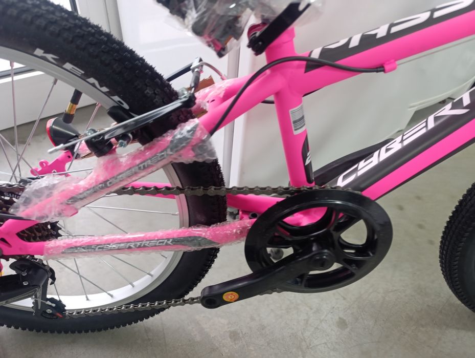 Ново!!! Детско колело 20 MTB CYBERTRECK GIRLS - 6 СКОРОСТИ
