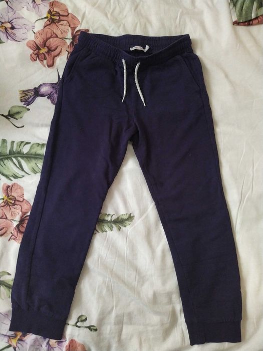 Детски екип анцунг 7-8г+ подарък