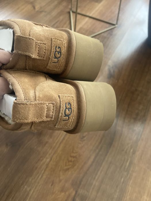 Ugg platform mini 36